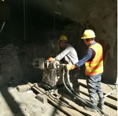 嘉黎水下抗分散灌浆料特点 水下不分散注浆料介绍