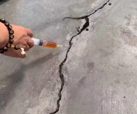 嘉黎混凝土裂缝修补技术详解​